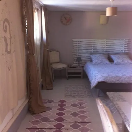 La Vigne Studio Near Saint Emilion 公寓